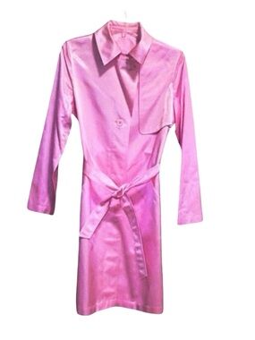 Votre Nom Women’s Statement Fall Trench. Pink. Size 4